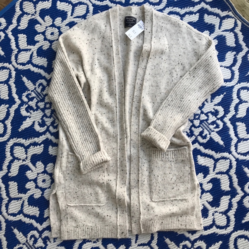 NWT Abercrombie & Fitch Oversized Cardigan